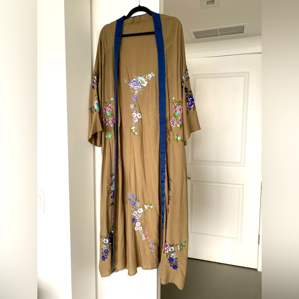 Embroidered Kimono Khaki